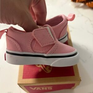 Vans Kids Pink Canvas Slip-On Sneakers with Hook-and-Loop Strap